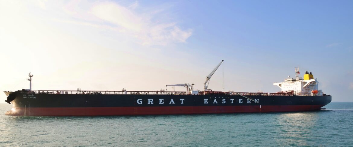 मुंद्रा पोर्ट पर ‘जग लाडकी’ का सफल आगमन: यूएई से 80,000 टन से अधिक कच्चा तेल लेकर पहुंचा भारतीय टैंकर