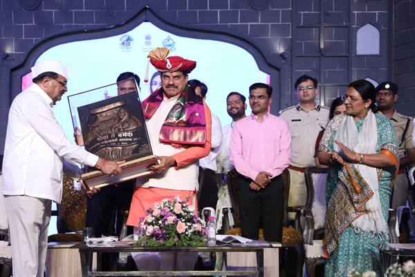 लोकमाता अहिल्याबाई होल्कर की 300वीं जयंती: महेश्वर में ‘गोदा से नर्मदा’ जलयात्रा का भव्य समापन, मुख्यमंत्री डॉ. यादव ने दी श्रद्धांजलि