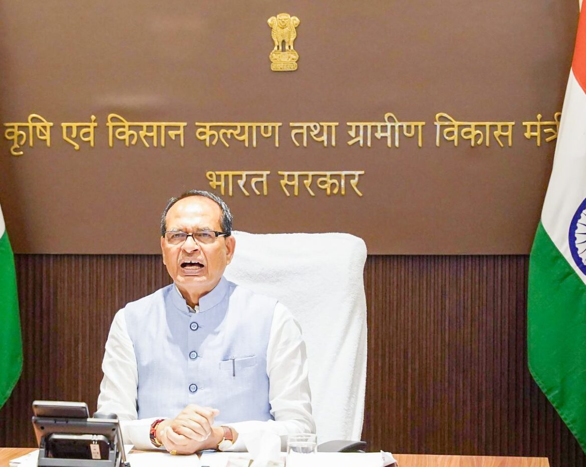 खाद के दाम नहीं बढ़ेंगे, ‘फार्मर आईडी’ से कालाबाजारी पर सख्ती—केंद्रीय मंत्री शिवराज सिंह चौहान