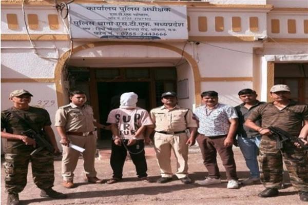 अंतर्राज्यीय गैंग का नेटवर्क ध्वस्त: एमपी पुलिस की SIT ने दबोचा हैरी बॉक्सर गैंग का इनामी गुर्गा