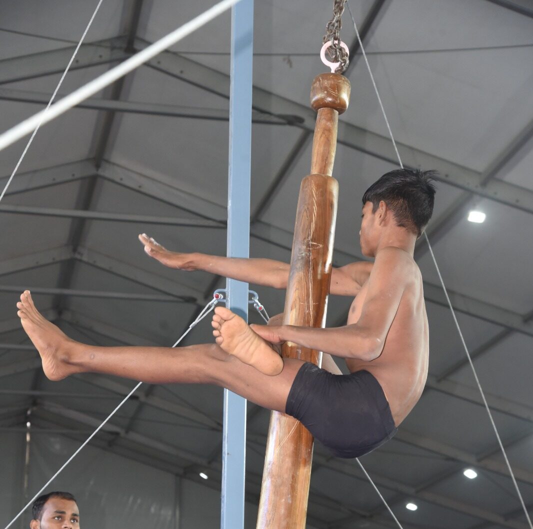 गांधी स्टेडियम अंबिकापुर में मल्लखंभ का भव्य शुभारंभ, खेलो इंडिया ट्राइबल गेम्स 2026 में पारंपरिक खेलों का दमदार प्रदर्शन