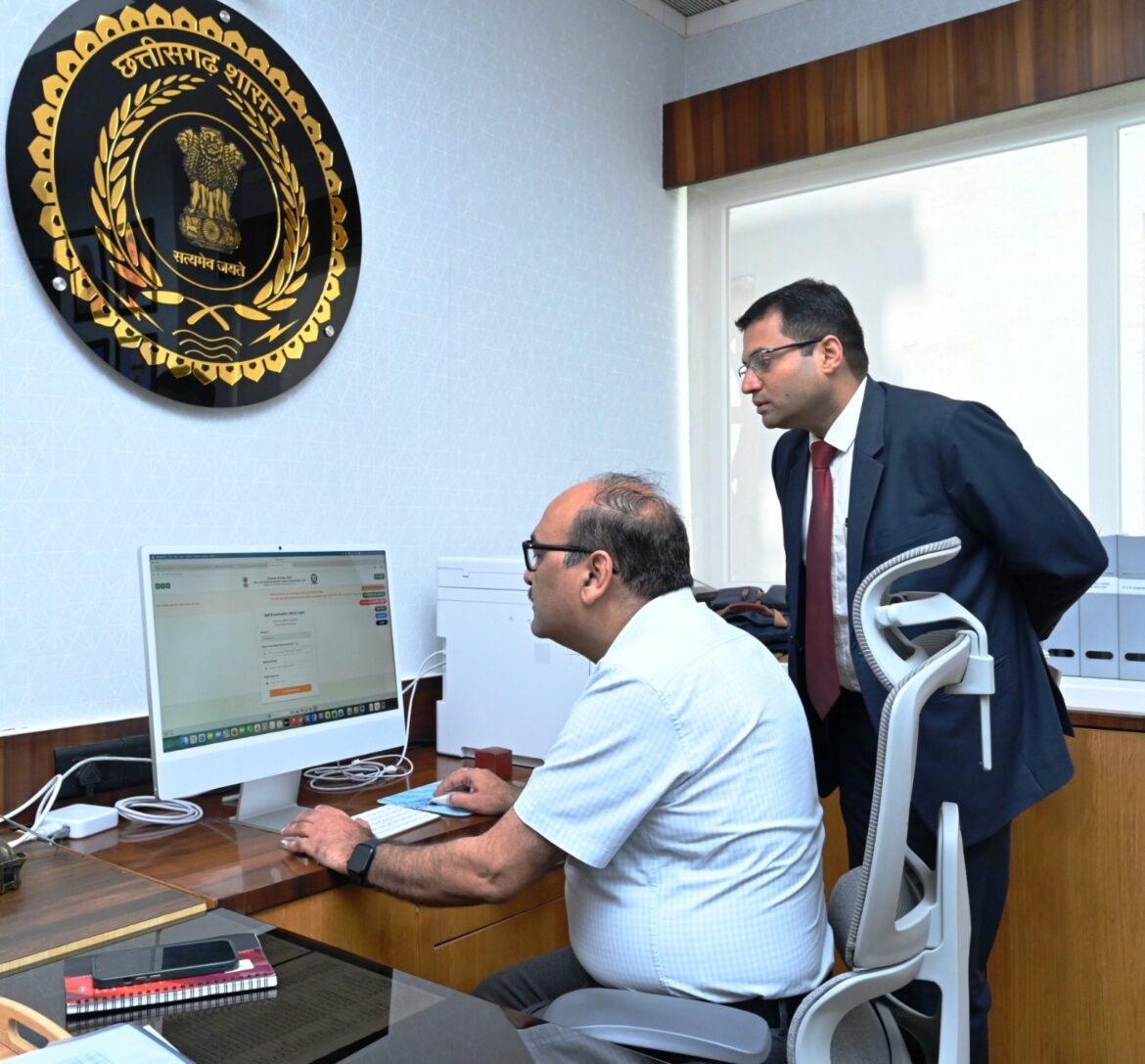 छत्तीसगढ़ में जनगणना 2027 के तहत स्व-गणना की शुरूआत : अब नागरिक खुद भर सकेंगे अपनी जानकारी