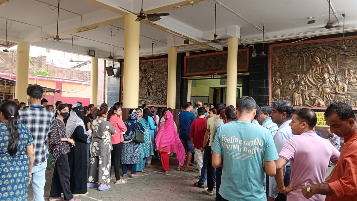 पश्चिम बंगाल चुनाव: दूसरे चरण में दिखा भारी उत्साह, दोपहर 3 बजे तक 78.68% वोटिंग दर्ज