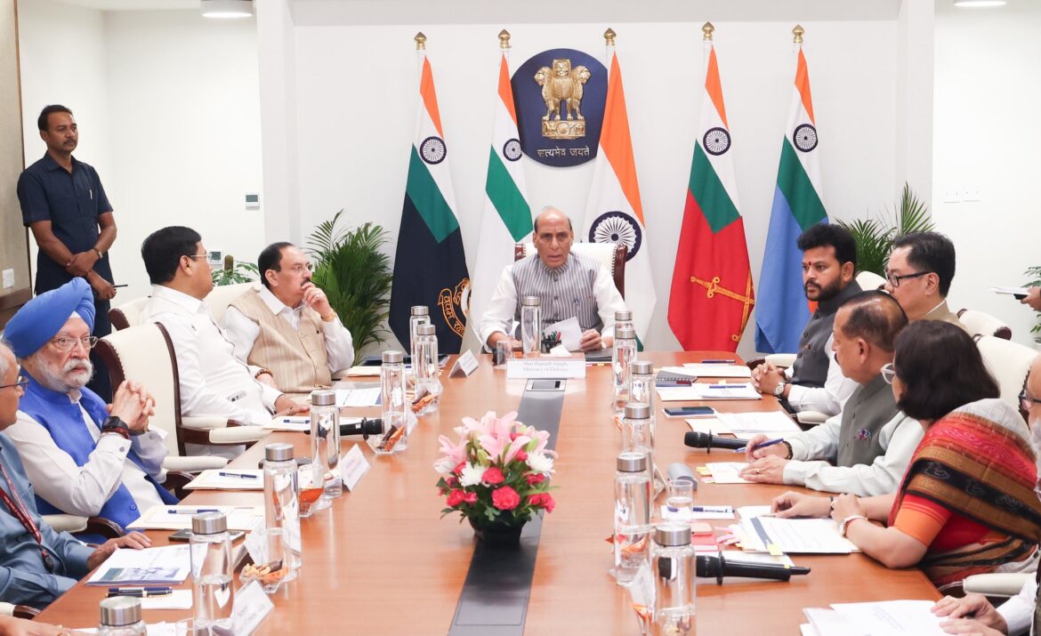 पश्चिम एशिया संकट: भारत के पास 60 दिनों का तेल भंडार सुरक्षित, सरकार ने की ईंधन बचत की अपील