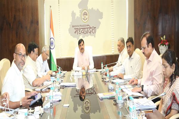 मप्र के धार्मिक पर्यटन स्थलों पर खुलेंगे आयुष वेलनेस सेंटर, सीएम डॉ. मोहन यादव ने दिए समीक्षा बैठक में निर्देश