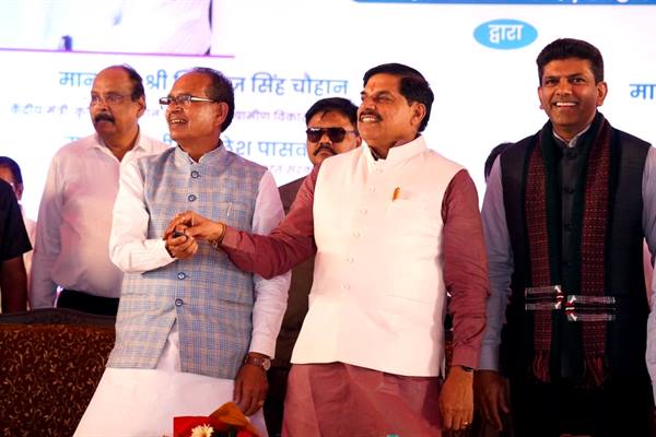ग्रामीण विकास का स्वर्ण युग: मध्यप्रदेश को मिली 5 हजार करोड़ रुपये की सौगात, सड़क निर्माण में राज्य देश में अव्वल