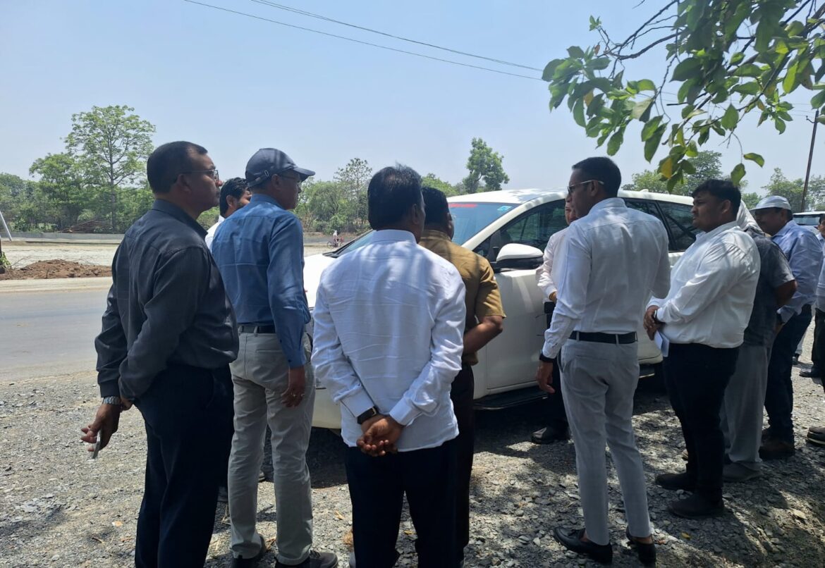 लोक निर्माण विभाग के सचिव ने सड़कों का काम देखा