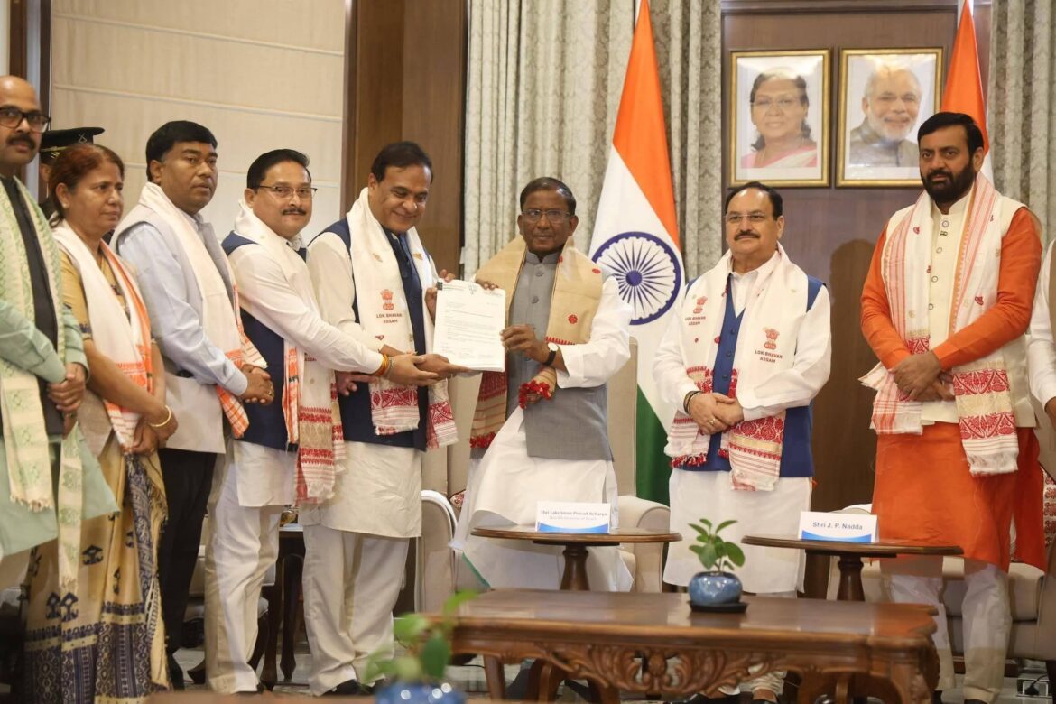 हिमंता बिस्वा सरमा ने पेश किया सरकार बनाने का दावा, प्रधानमंत्री मोदी की उपस्थिति में होगा शपथ ग्रहण