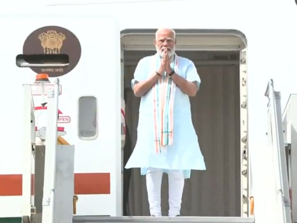 पांच देशों की सफल यात्रा के बाद स्वदेश लौटे प्रधानमंत्री मोदी, भारत-इटली संबंधों को मिला ‘विशेष रणनीतिक साझेदारी’ का दर्जा