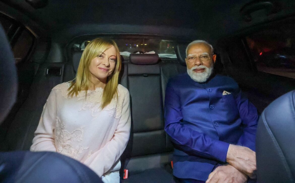 रोम पहुंचे प्रधानमंत्री मोदी ने जॉर्जिया मेलोनी से की मुलाकात, आज द्विपक्षीय वार्ता के बाद जारी होगा साझा घोषणापत्र
