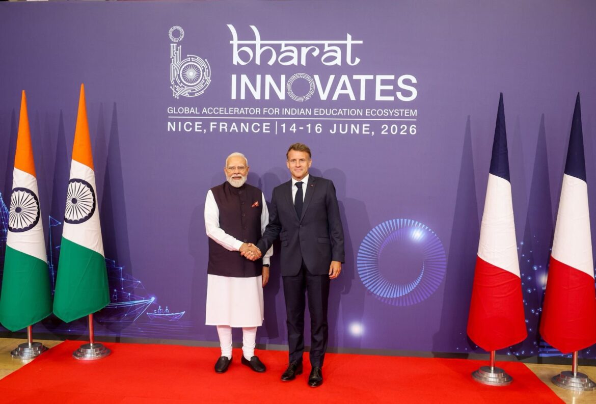 भारत और फ्रांस के बीच पांच वर्षों में द्विपक्षीय व्यापार दोगुना करने पर सहमति; ‘इनोवेशन रोडमैप 2030’ को दी गई मंजूरी