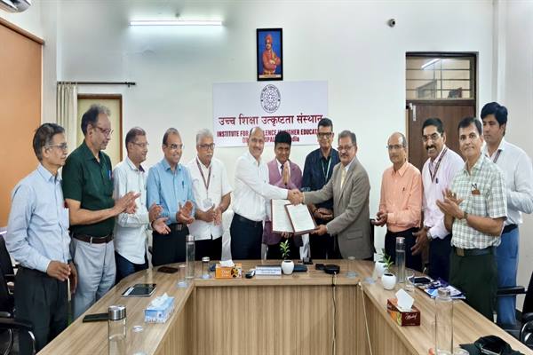 भोपाल और रांची के उच्च शिक्षण संस्थानों के बीच शैक्षणिक साझेदारी: संयुक्त शोध और फैकल्टी एक्सचेंज के लिए एमओयू पर हस्ताक्षर