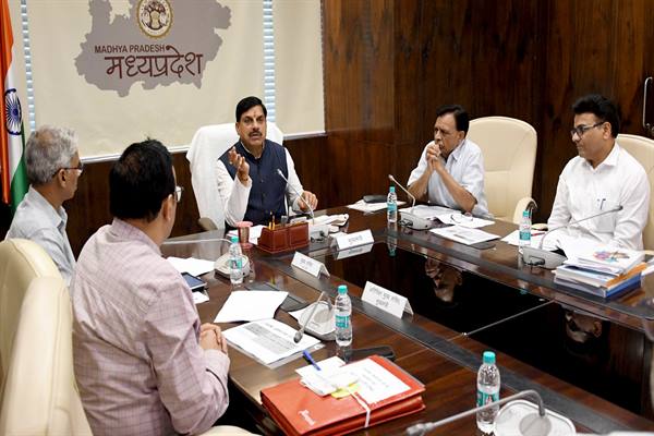 स्वतंत्रता दिवस पर प्रभारी मंत्री पेश करेंगे विकास कार्यों का ब्योरा, मुख्यमंत्री डॉ. मोहन यादव ने दिए अहम निर्देश