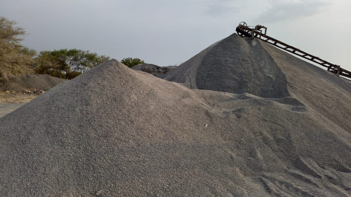 मुख्यमंत्री श्री विष्णु देव साय के निर्देश लगातार कार्रवाई से अवैध खनन गतिविधियों पर लग रहा है प्रभावी अंकुश