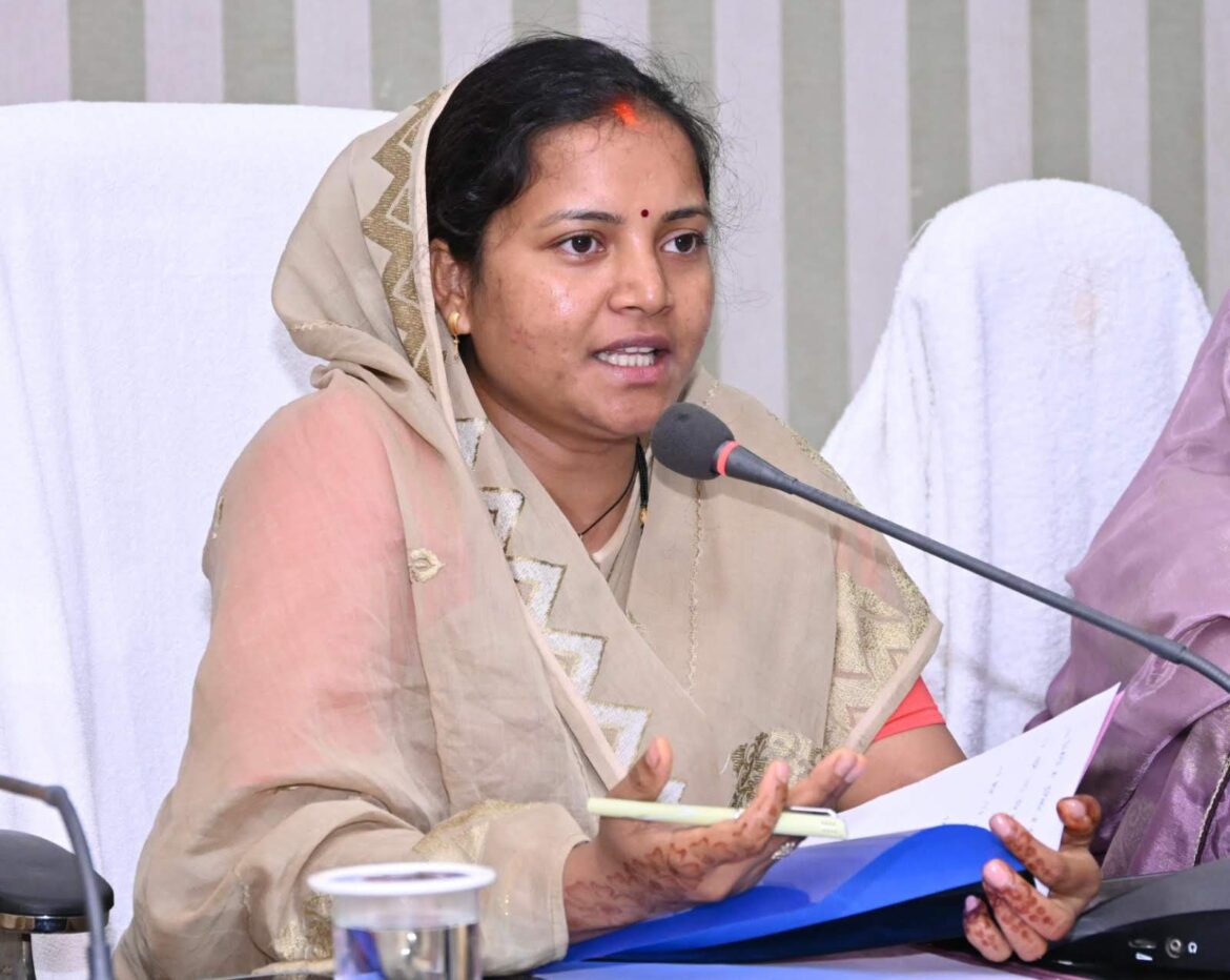 महिला एवं बाल विकास मंत्री श्रीमती लक्ष्मी राजवाड़े ने लिया बड़ा फैसला