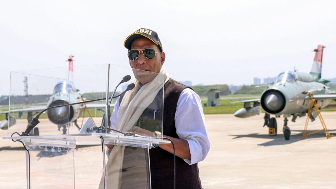 देश के रक्षा उत्पादन ने छुआ ऐतिहासिक आंकड़ा, वित्त वर्ष 26 में 1.78 लाख करोड़ रुपए का रिकॉर्ड विनिर्माण