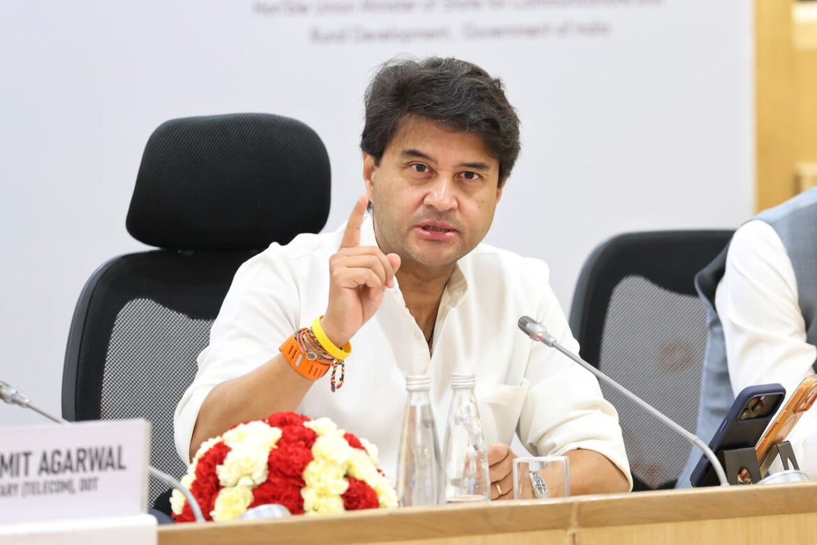 भारत को 6जी तकनीक का वैश्विक लीडर बनाने के लिए सरकार संकल्पबद्ध: ज्योतिरादित्य सिंधिया