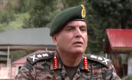 कारगिल विजय दिवस की 27वीं वर्षगांठ: सेना प्रमुख जनरल धीरज सेठ ने द्रास में शहीदों को अर्पित की श्रद्धांजलि, कहा- भारतीय सेना का कोई मुकाबला नहीं