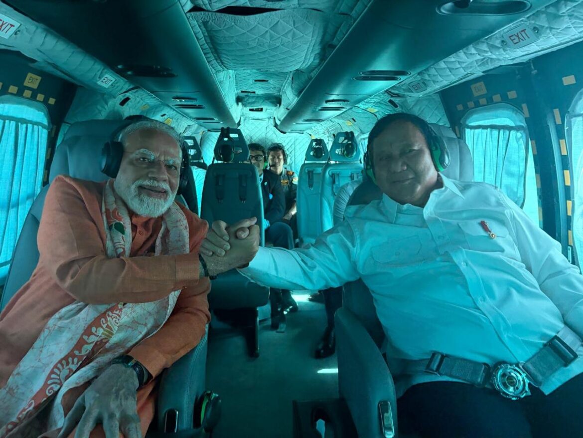 भारत और इंडोनेशिया के साझा सांस्कृतिक संबंधों को मिली नई मजबूती, पीएम मोदी और राष्ट्रपति सुबियांतो ने किया प्रम्बानन मंदिर का ऐतिहासिक दौरा