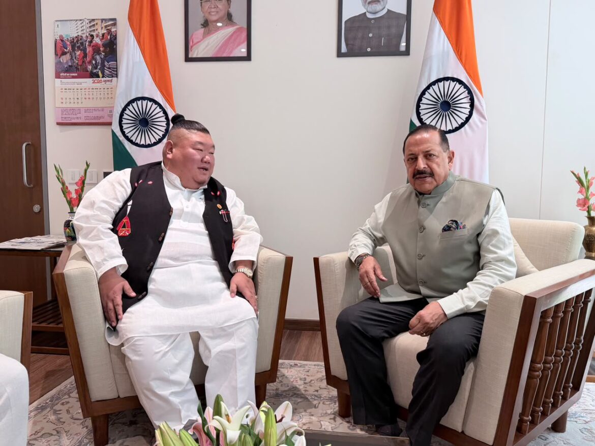 नागालैंड में लैवेंडर की खेती और वैज्ञानिक विकास को गति देने के लिए केंद्रीय मंत्री डॉ. जितेंद्र सिंह और टेमजेन इम्ना अलोंग के बीच अहम बैठक