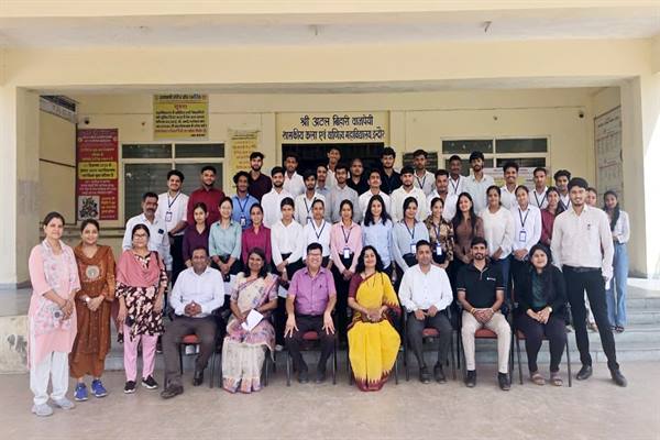 उच्च शिक्षा विभाग के ‘अप्रेंटिसशिप एम्बेडेड डिग्री प्रोग्राम’ की तरफ बढ़ा छात्रों का रुझान, पढ़ाई के साथ मिलेगा रोजगार का मौका