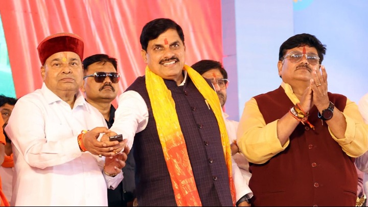 मालवा के समग्र विकास का नया स्पीड ट्रैक: मुख्यमंत्री डॉ. मोहन यादव ने उज्जैन-जावरा ग्रीनफील्ड फोरलेन कॉरीडोर का किया भूमि पूजन