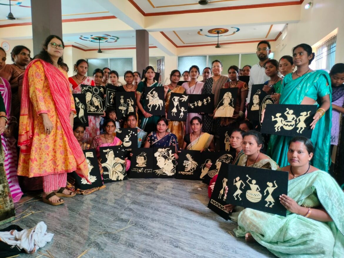 आत्मनिर्भरता की ओर बढ़ते कदम