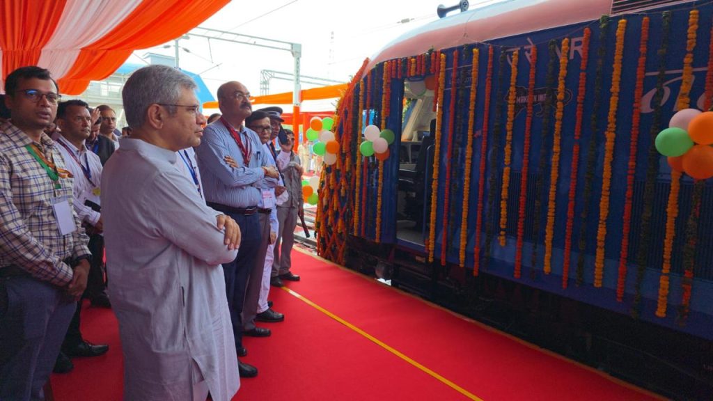 देश की पहली हाइड्रोजन ट्रेन ‘नमो ग्रीन रेल’ को पीएम मोदी ने दिखाई हरी झंडी, रेल मंत्री ने बताए तकनीकी फीचर्स