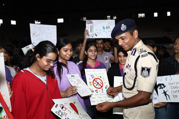 मध्य प्रदेश में ‘नशे से दूरी है ज़रूरी 2.0’ अभियान का सातवां दिन: जनसहभागिता से पुलिस ने चलाया व्यापक जागरूकता अभियान