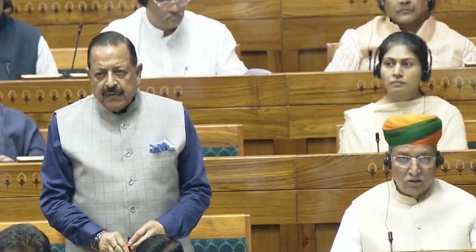 पेपर लीक रोकने के लिए संसद में नया संशोधन बिल पेश, दोषियों को 10 साल की सजा और संपत्ति जब्ती का प्रावधान