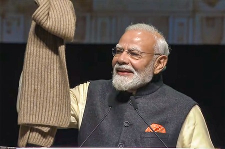 ऑकलैंड में बोले पीएम मोदी: 40 साल बाद किसी भारतीय प्रधानमंत्री का न्यूजीलैंड दौरा, 25 साल पुराने मफलर की यादें कीं साझा