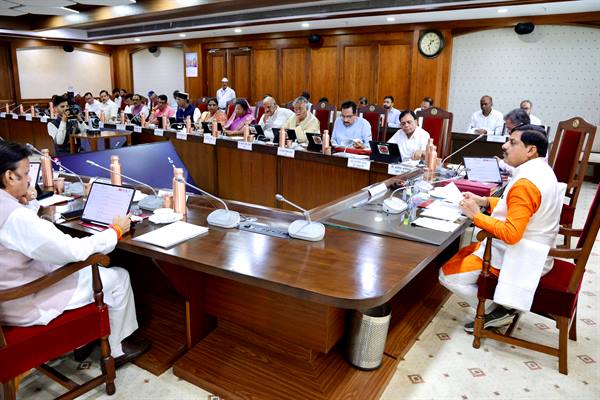 किसानों के लिए ‘कवच योजना’ स्वीकृत, स्वास्थ्य, खेल और ई-गवर्नेंस क्षेत्र के लिए 32,070 करोड़ रुपये का आवंटन