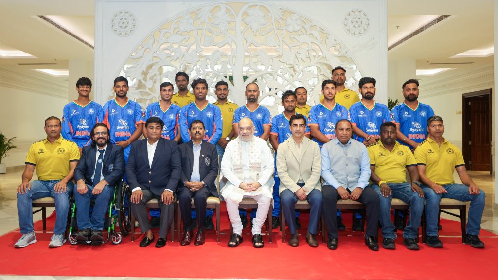 इंग्लैंड दौरे से लौटी भारतीय दिव्यांग क्रिकेट टीम से मिले अमित शाह, खिलाड़ियों के जज्बे को सराहा