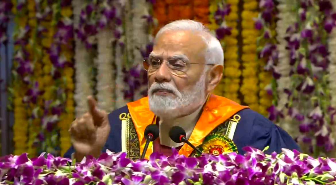 आईआईटी दिल्ली के 57वें दीक्षांत समारोह को पीएम मोदी ने किया संबोधित, युवाओं से ‘विकसित भारत’ का संकल्प लेने का आह्वान