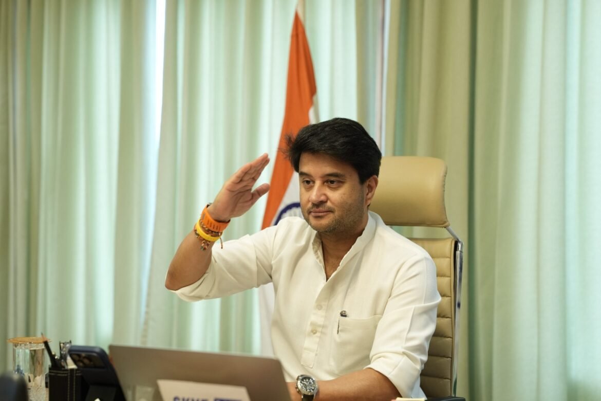 स्वतंत्रता दिवस पर डाक विभाग का नवाचार: हिमाचल में ड्रोन से पूर्व सैनिक तक पहुंचा तिरंगा, 150 हवाई मार्ग चिन्हित