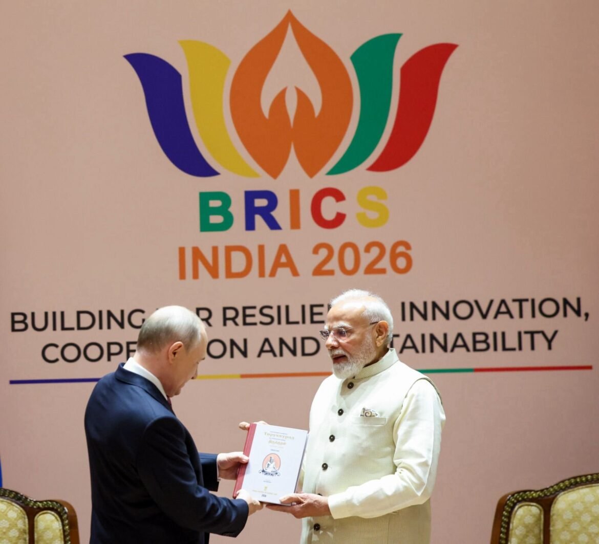 पीएम मोदी ने रूसी राष्ट्रपति पुतिन को भेंट की ‘तिरुक्कुरल’, वैश्विक मंच पर भारतीय साहित्य के प्रसार की पहल