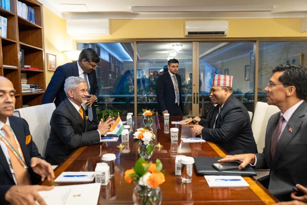 राजनीतिक उतार-चढ़ाव के बीच भारत के साथ संबंध मजबूत, अवसरों पर ध्यान: नेपाल के विदेश मंत्री