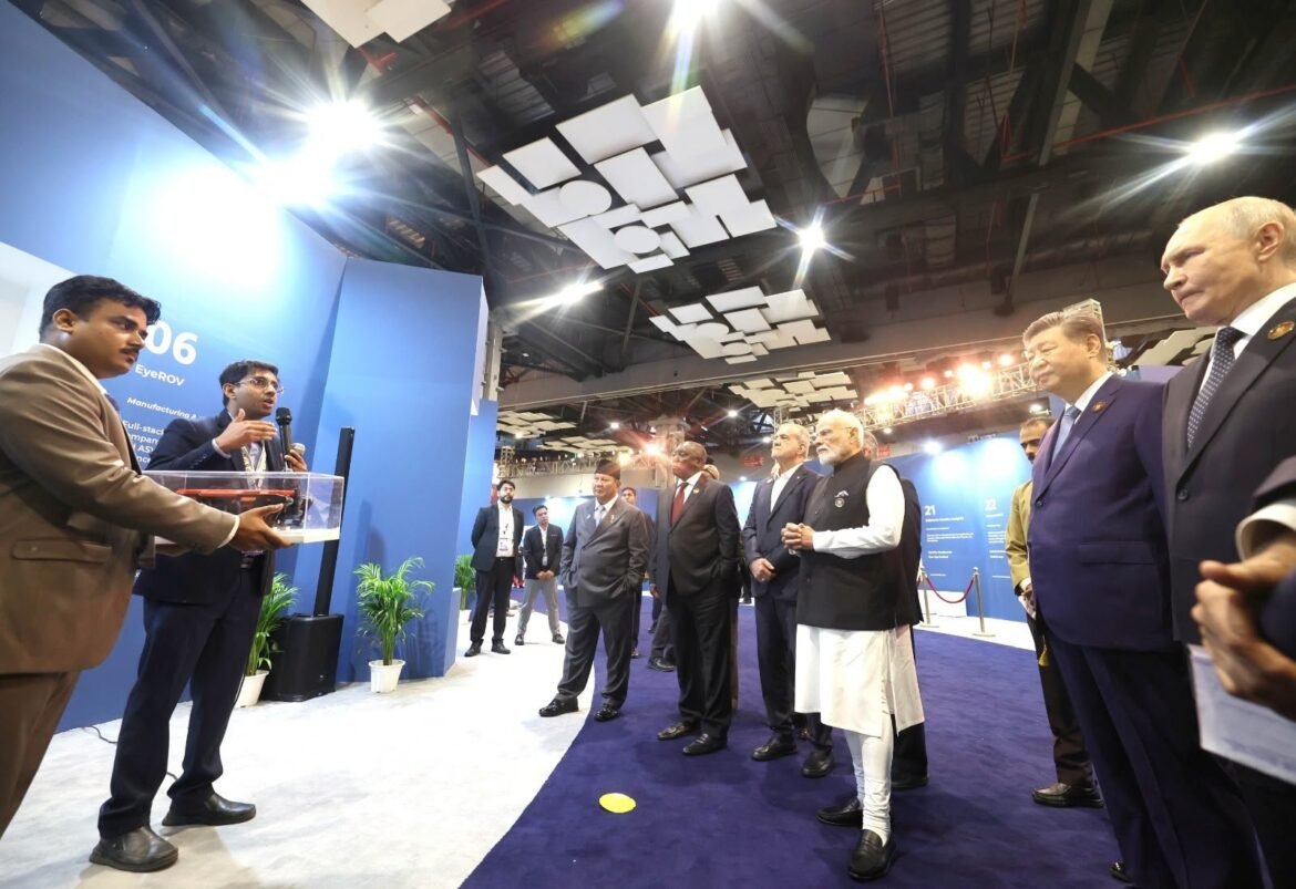भारत इनोवेट्स प्रदर्शनी: ब्रिक्स देशों के शीर्ष नेताओं ने जांची भारत की डीप-टेक क्षमता, सांस्कृतिक संध्या और वीगन डिनर के साथ हुआ स्वागत