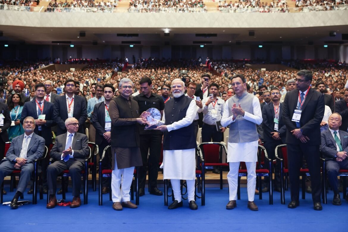 सेमीकॉन 2.0: देश को मिले 11 से 12 अरब डॉलर के निवेश प्रस्ताव, सेमीकंडक्टर क्षेत्र को मिलेगी नई रफ्तार