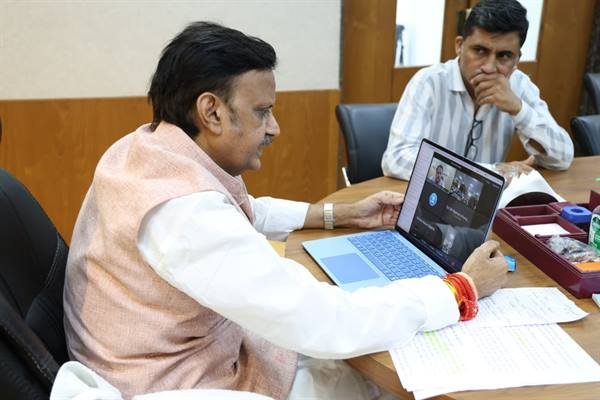 विदिशा मेडिकल कॉलेज में कैंसर डे-केयर कीमोथेरेपी यूनिट का शुभारंभ, स्थानीय स्तर पर मिलेगी आधुनिक उपचार की सुविधा