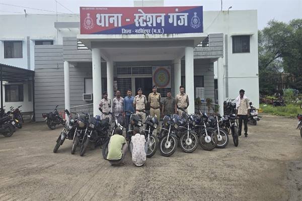 मध्यप्रदेश में वाहन चोरों पर पुलिस का बड़ा शिकंजा: 15 दिनों के अभियान में 54 वाहन बरामद, कई गिरोह बेनकाब