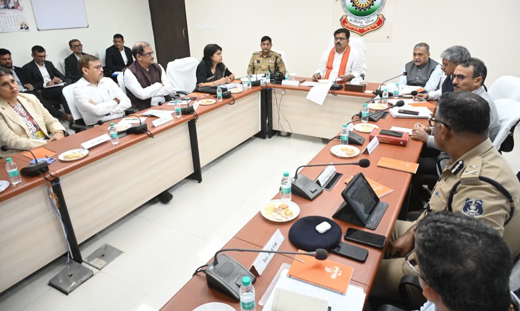 नवीन आपराधिक कानूनों के क्रियान्वयन में तेजी लाएं, प्रत्येक मापदंड पर दिखे ठोस सुधार- उप मुख्यमंत्री श्री विजय शर्मा