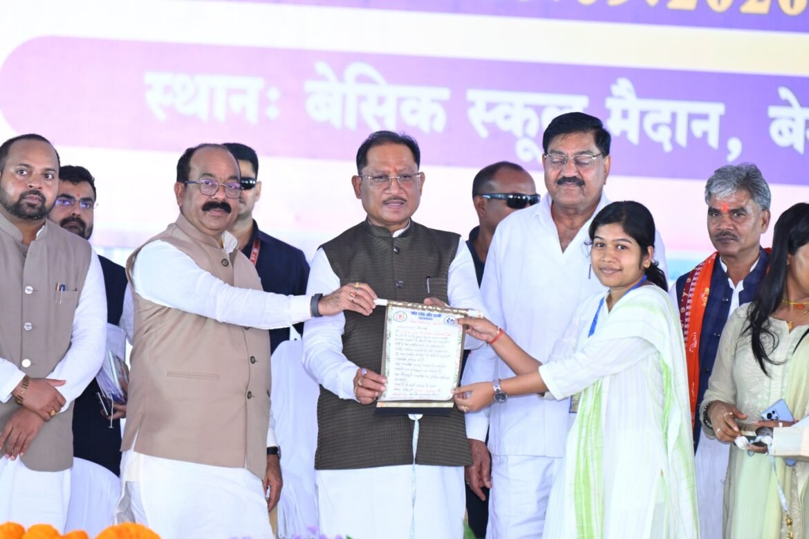 जीवन के प्रत्येक क्षेत्र में आगे बढ़ने का सबसे सशक्त माध्यम है शिक्षा : मुख्यमंत्री श्री विष्णु देव साय