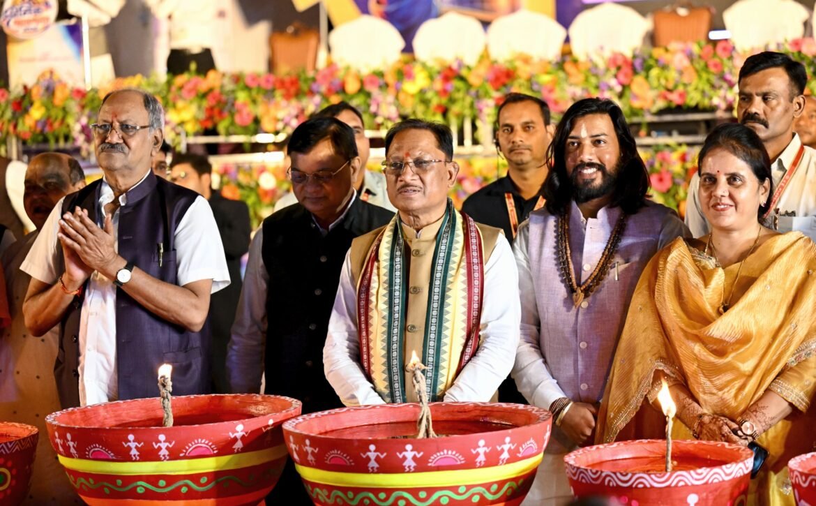 श्रमवीरों के परिश्रम और पसीने से हो रहा समृद्ध छत्तीसगढ़ का निर्माण : मुख्यमंत्री श्री विष्णु देव साय