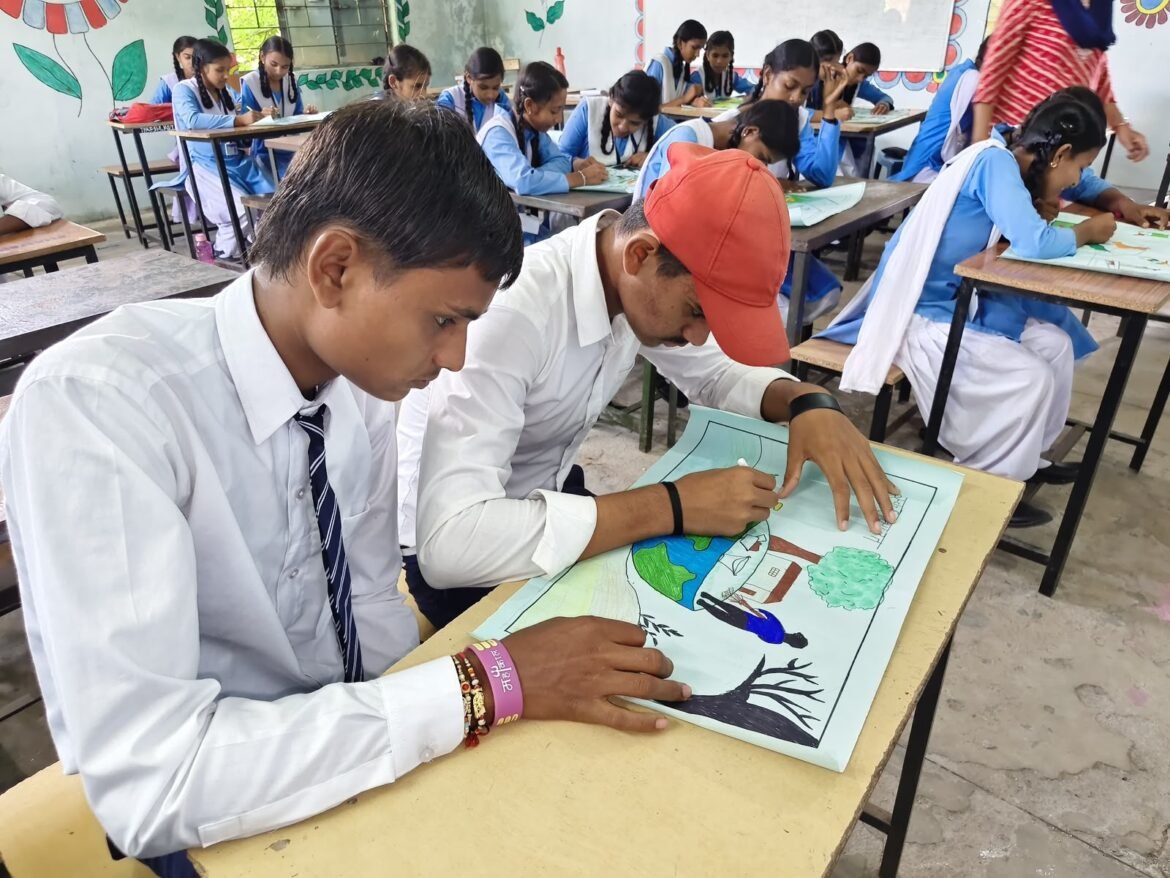 सेवा संकल्प अभियान : धमतरी के 97 हजार से अधिक विद्यार्थियों ने रंगों और शब्दों में उकेरी ‘मेरे सपनों के भारत’ की स्वर्णिम तस्वीर