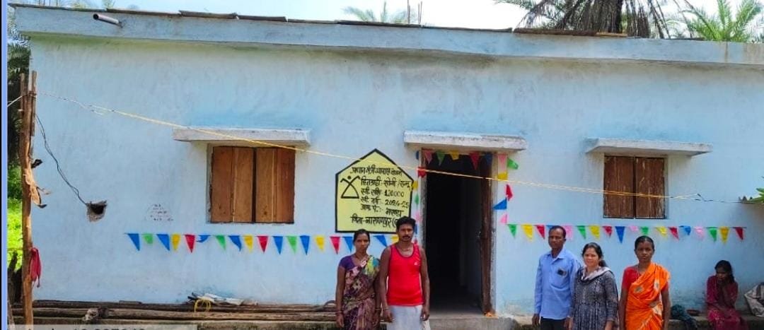 आस की कच्ची छत से विश्वास के पक्के मकान तक