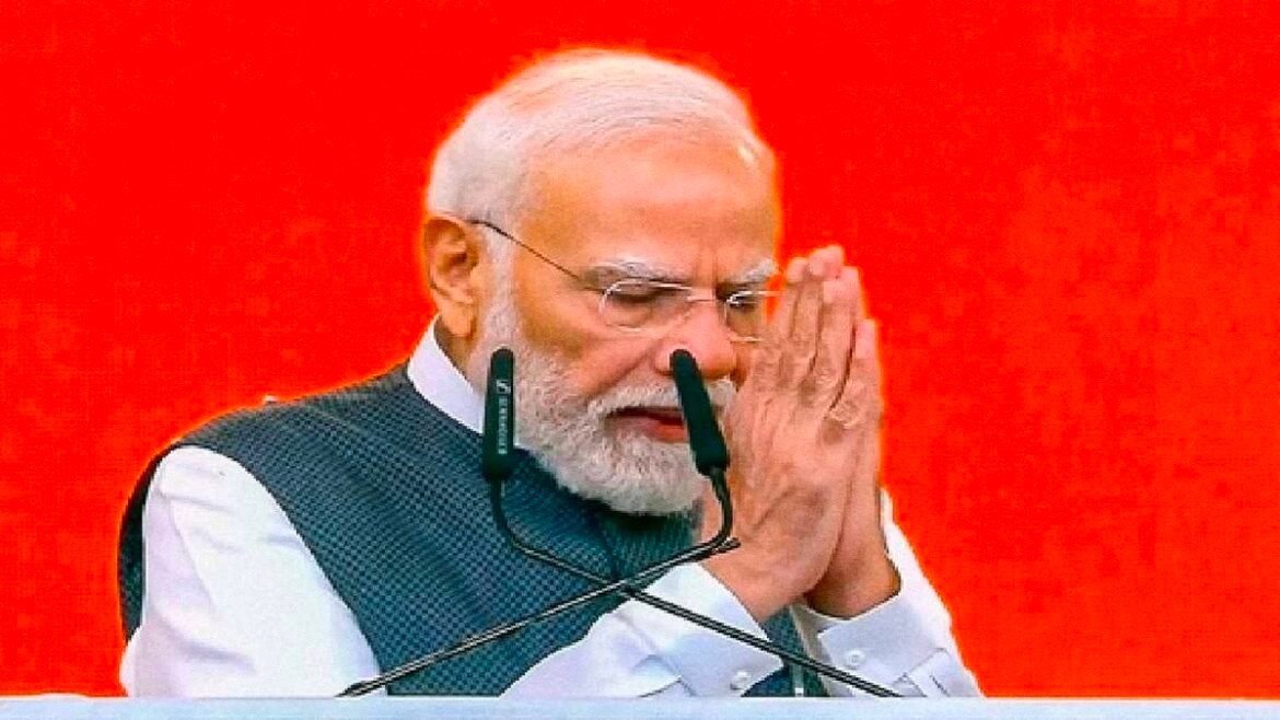 महाराजा अग्रसेन, जयप्रकाश नारायण और नानाजी देशमुख की जयंती पर प्रधानमंत्री मोदी ने दी श्रद्धांजलि