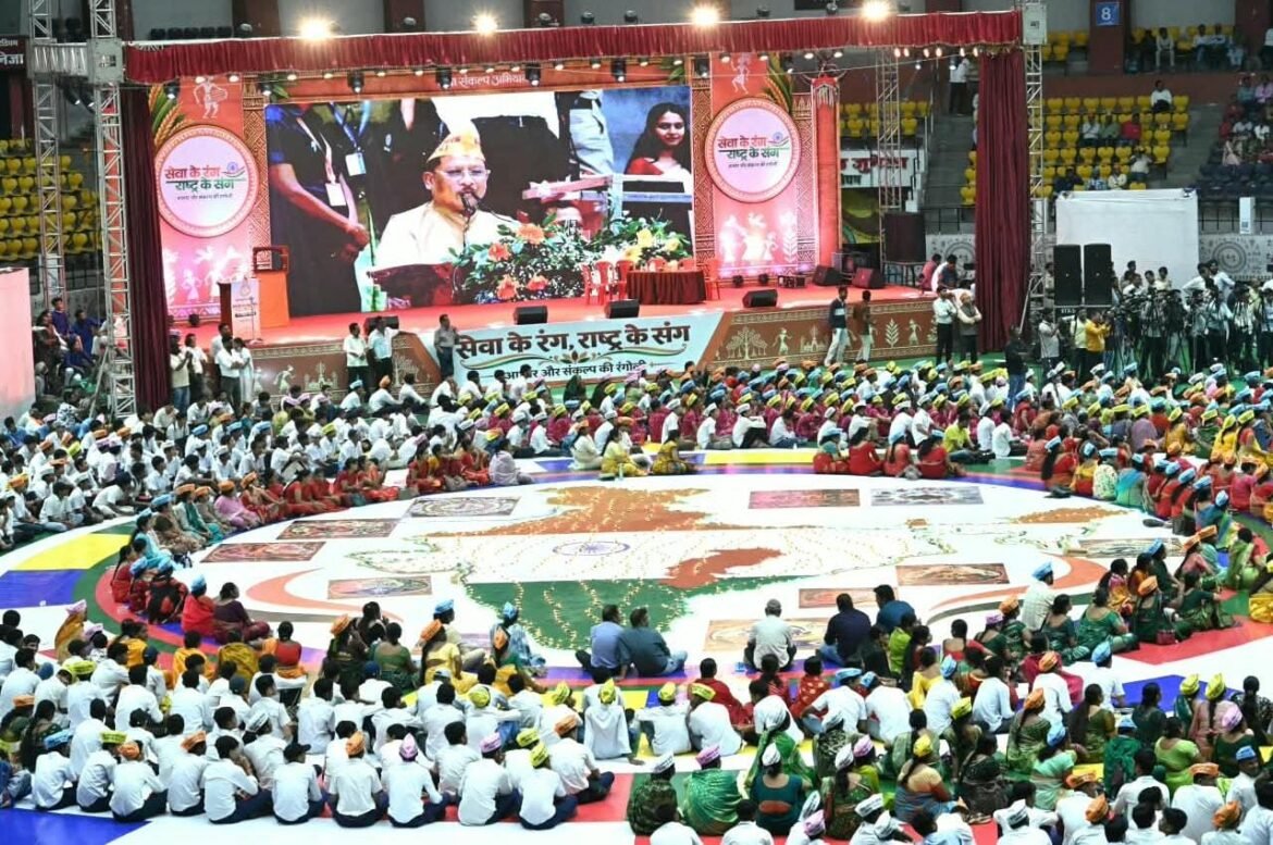 प्रधानमंत्री श्री नरेंद्र मोदी के सार्वजनिक जीवन के 25 वर्ष सेवा, सुशासन और जनकल्याण को समर्पित : मुख्यमंत्री श्री विष्णु देव साय