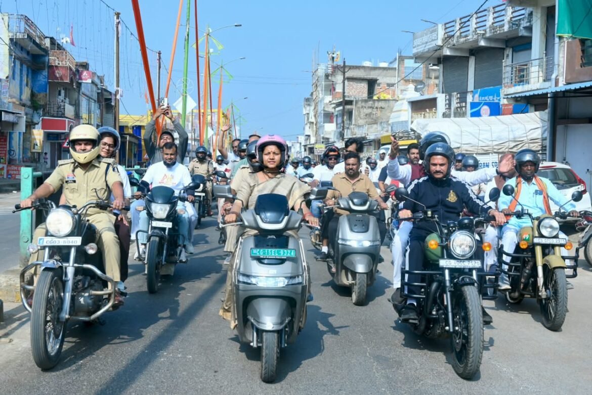 सड़क सुरक्षा का संदेश लेकर सूरजपुर में दौड़े 800 प्रतिभागी