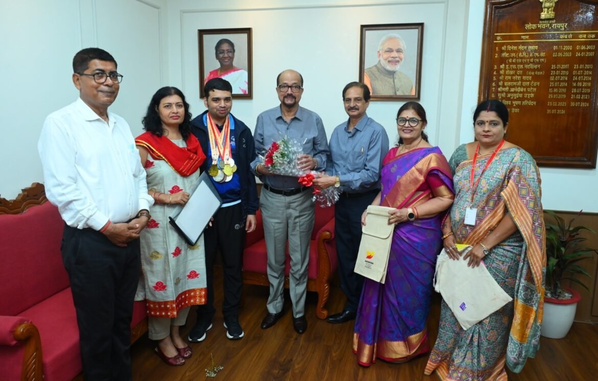 राज्यपाल श्री डेका ने की विशेष ओलंपिक में स्वर्ण पदक विजेता इभानन साहू की सराहना